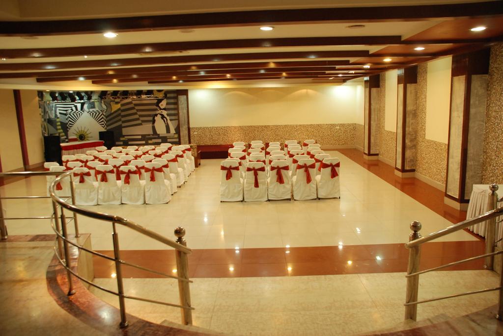 โรงแรมคงคาราตาน อัครา ภายนอก รูปภาพ
