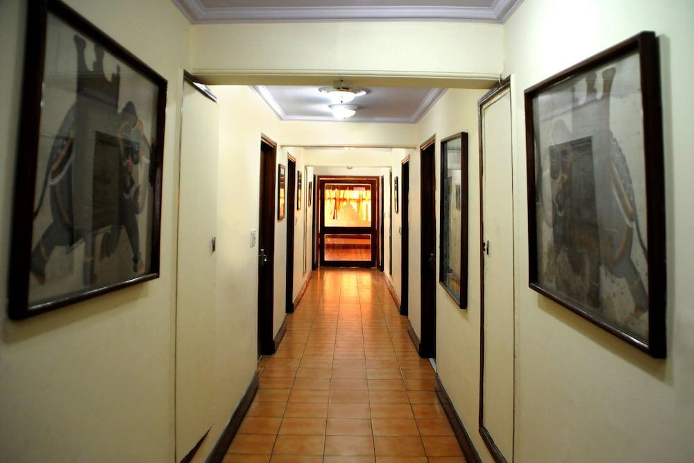 โรงแรมคงคาราตาน อัครา ภายนอก รูปภาพ